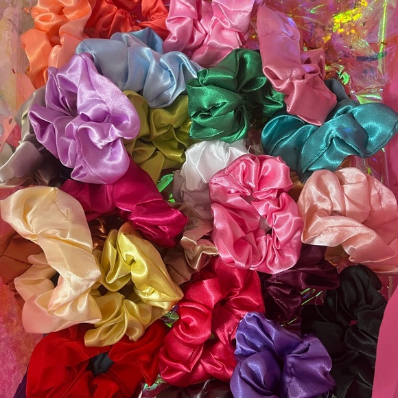 Colorful Satin Scrunchies Set - Picture 2 of 3